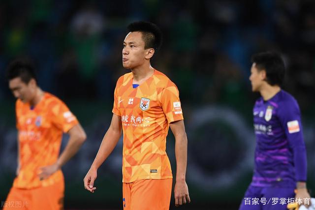 贾诚25+9山东大胜广东 吴前23分浙江胜广州