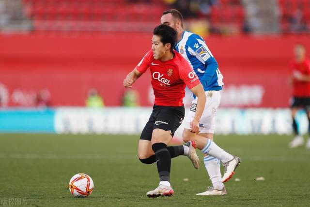 马穆凯拉什维利1年220万回归马刺 上季场均4+3